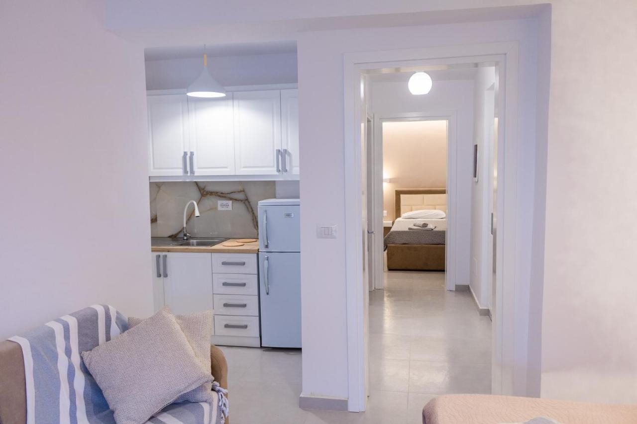 Luxury Seaside House With 2 Bathrooms Apartament Ksamil
